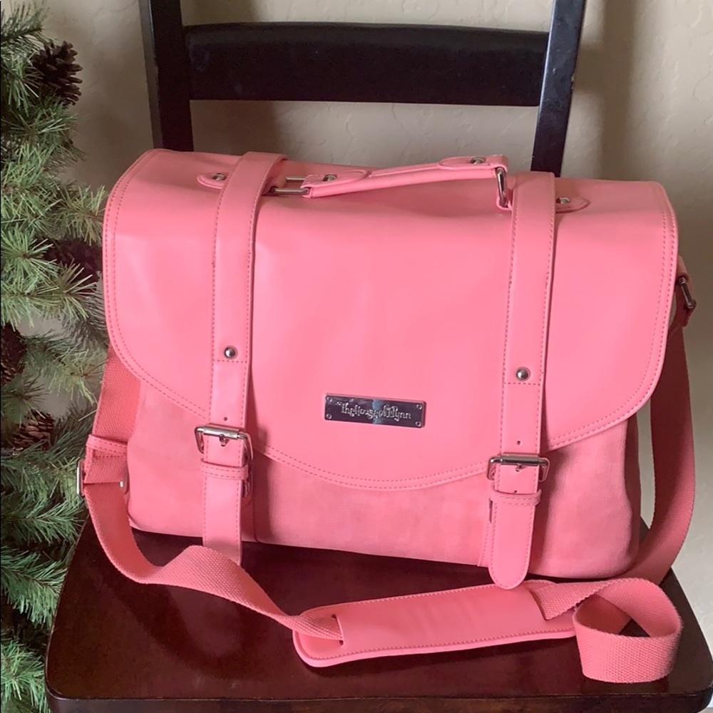 House of Flynn Siren Satchel. Camera/diaper bag